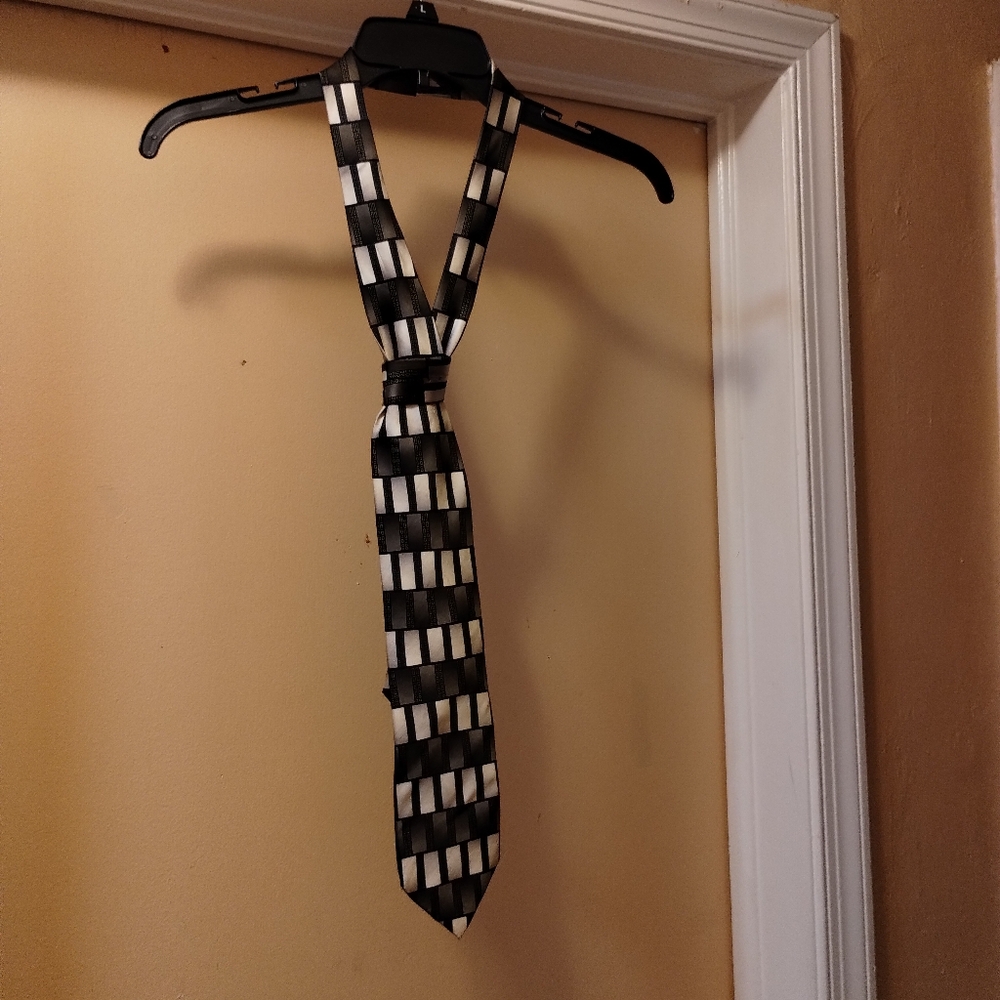 CROFT & BARROW TIE